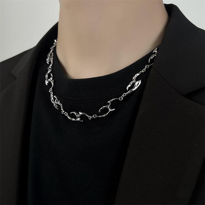 Trendy Wavy Design Zinc Alloy Necklace Stylish Hip Hop Fashion Jewelry Accessory For All