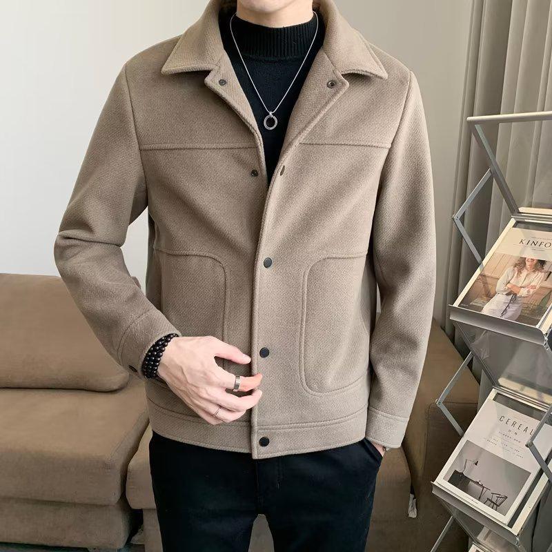 Men's Khaki and Black Casual Loose Thin Jacket for Spring and Autumn