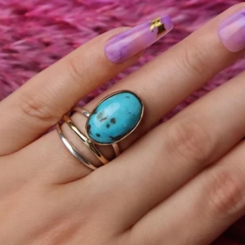 1pcs Bohemian Retro Women's Ring, Elegant Three-layer Design Inlaid with Oval Synthetic Turquoise Ring Suitable for Holiday