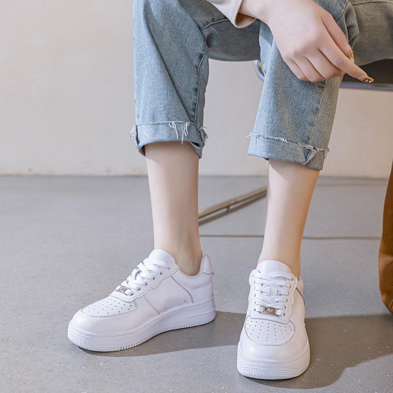 No return or exchange, no quality assurance casual shoes, female Air Force No. 1 white board shoes, breathable soft-soled sports shoes tide
