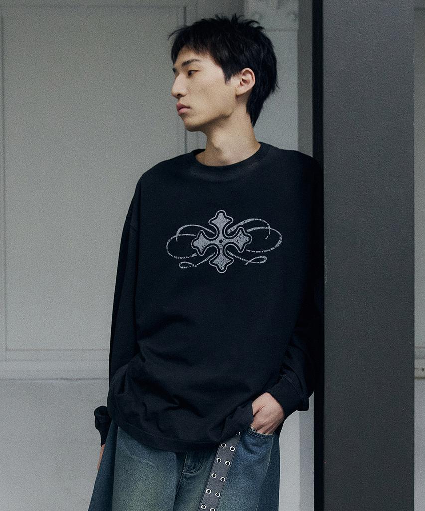MAISON MINED Celtic Cross Long Sleeve Washed Black