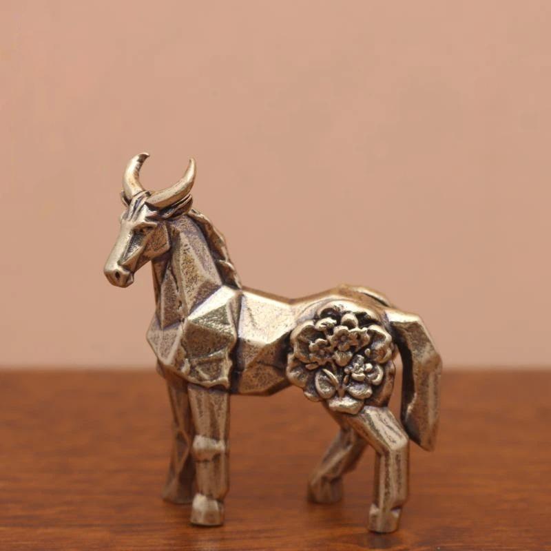 Mini Brass Geometric Horse Figurine Exquisite Flower Carving For Home Office Decor Art Collection