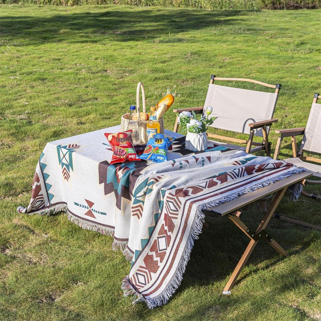 Bohemian Style Waterproof Picnic Blanket - Thickened Outdoor Rug for Camping