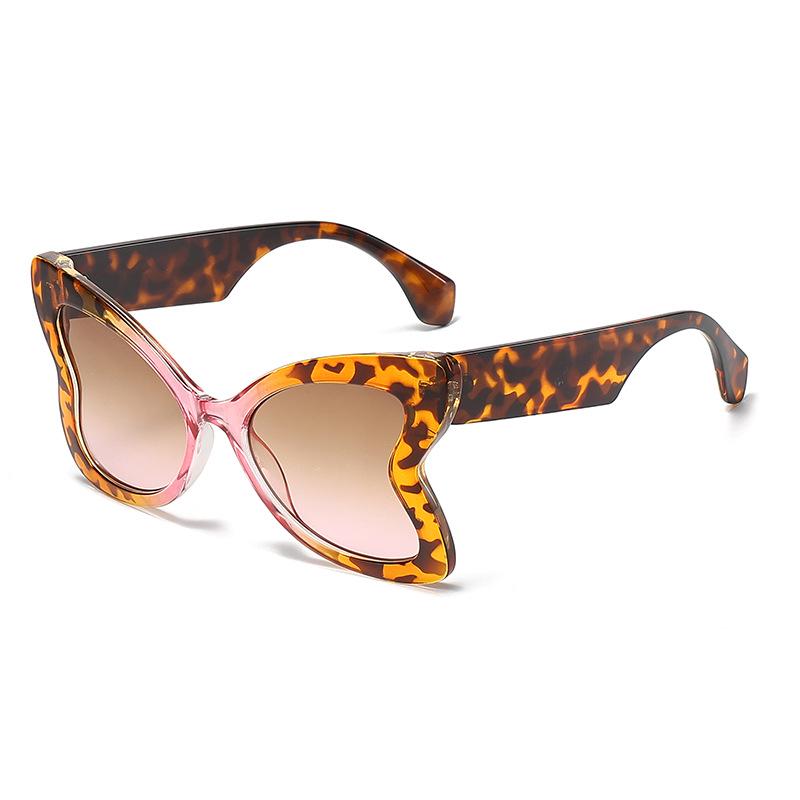 Women's Retro Butterfly Sunglasses - Elegant Color Block Design with Sun Protection
