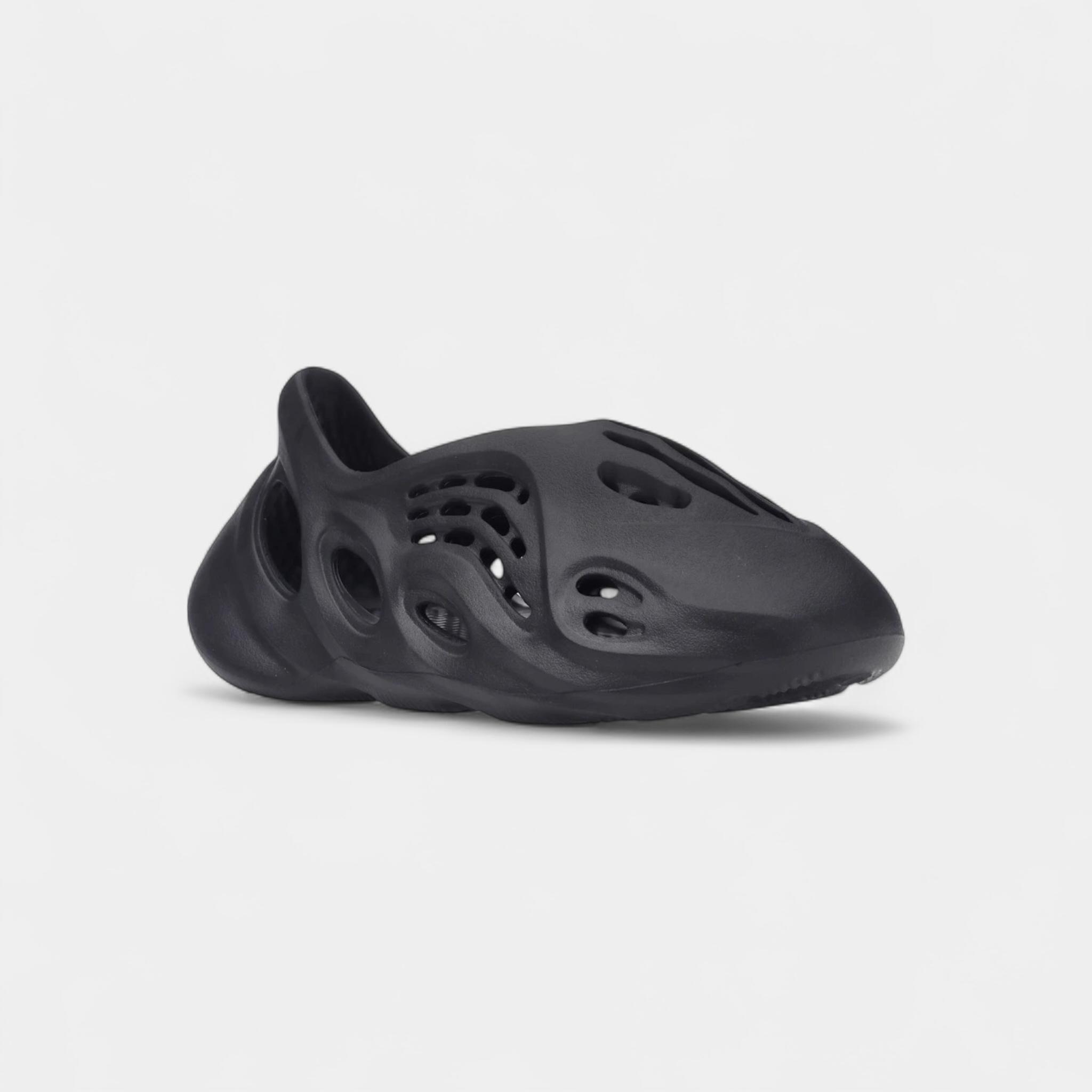 Adidas Yeezy Foam RNR Onyx 47