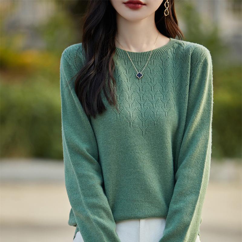 Women's Round Neck Crochet Knit Sweater: Loose-Fit, Autumn/Winter Pullover Base Layer.