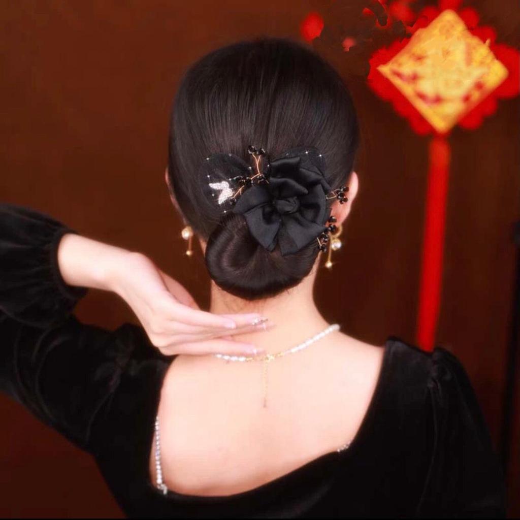 Elegantes Flower Twist Haar-Dutt-Werkzeug für stilvolle Hochsteckfrisuren