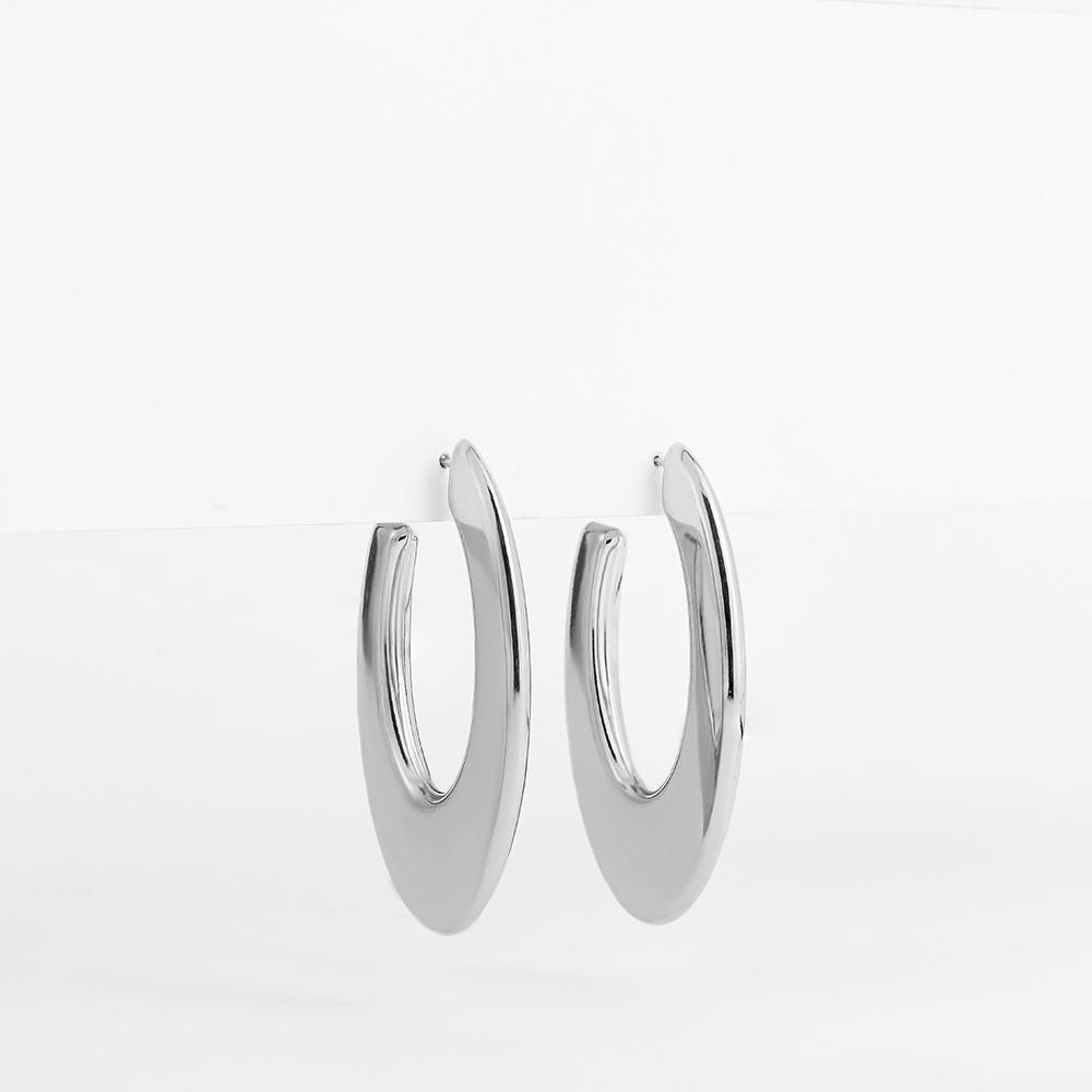 Exquisite Stainless Steel U Shape Hoop Earrings for Women 18K Gold Plated Waterproof Glossy Metal Hammered Earrings Punk Jewelry