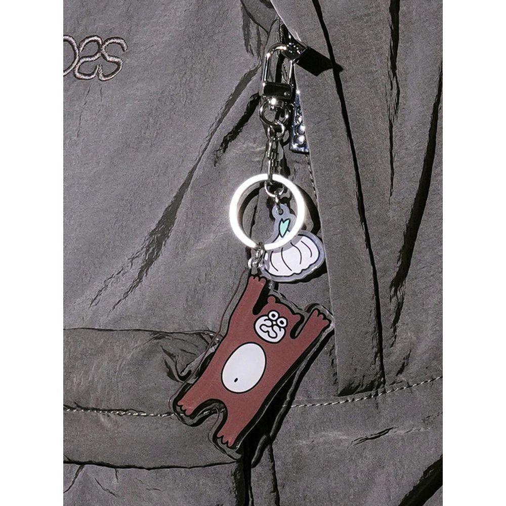 

STUDIO SOCKSTOP OOSS Garlic Bear Character Acrylic Keychain Brown brown