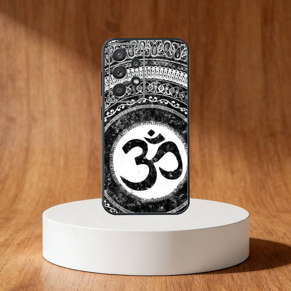 

Yoga Aum Om Mandala Elegant Phone Case For Samsung S25,S24,S21,S22,S23,S30,Ultra,S20,Plus,Fe,Note,10,9,5G Black Cover Samsung S26ULTRA