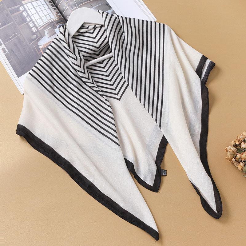 

Универсальный треугольный шарф в западном стиле из хлопка и конопли с принтом для женщин, с перекрестными отверстиями и магнитной пряжкой, устойчивый к холоду и теплый зимний шарф на шею 70*70cm