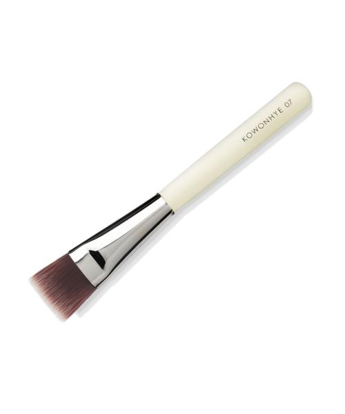 [Mustaev] Gowonhye 07 Square Foundation Brush (BK007)