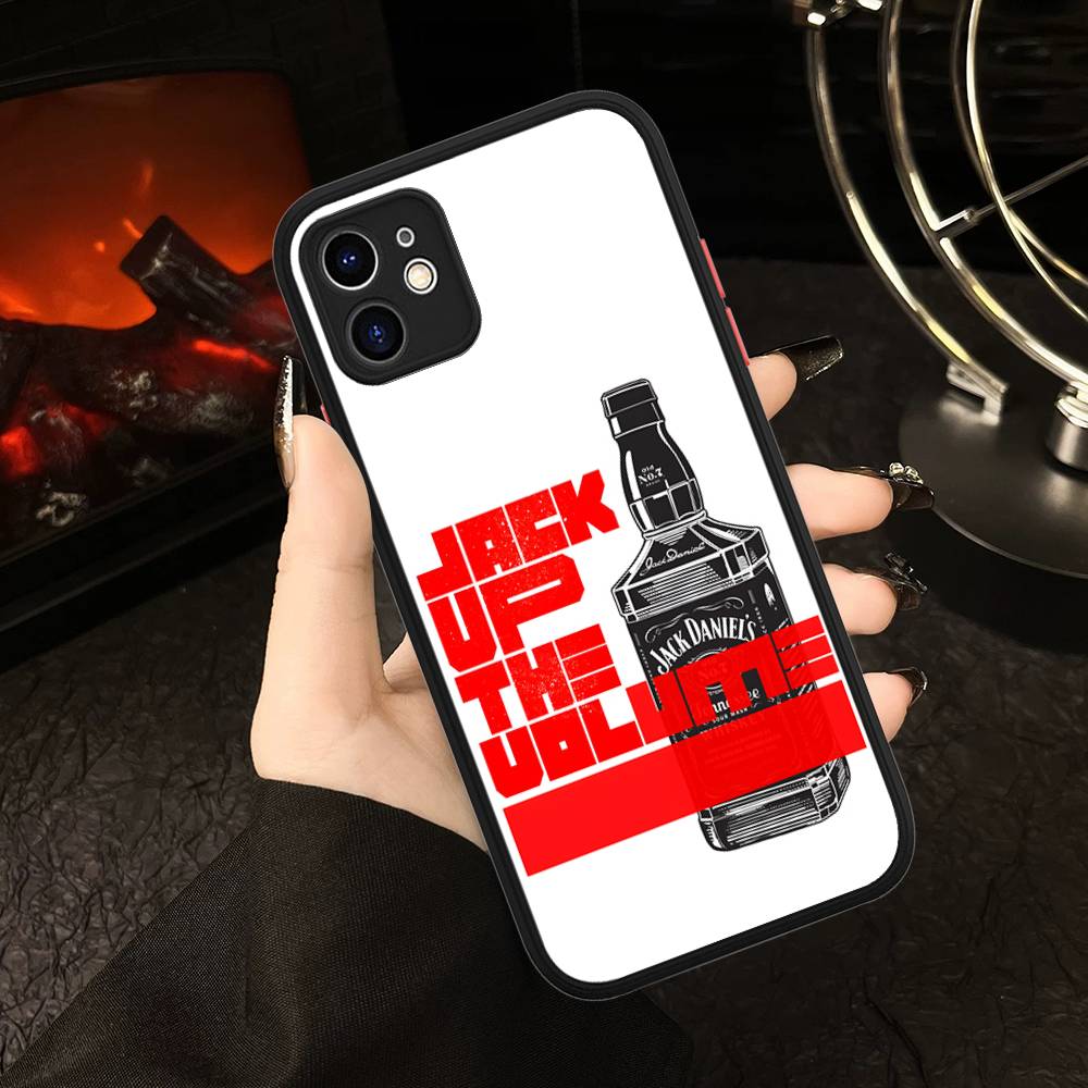 Klassische Whiskey-Logos J-Jack D-DanielS Handyhüllen für iPhone 16 15 14 Plus 13 12 11 Pro Max Matt Oft Stoßfänger Handyhülle