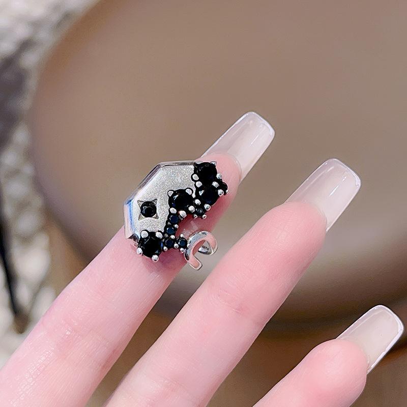 Dark Personality Retro Crown Stacked Open Ring Niche Design Bow High-End Fashion Trendy Cool Ring