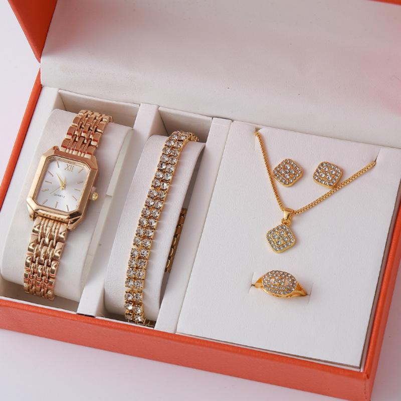 Love Square Fashion Bracelet Watch Popular Alloy Set Women'S Watch
