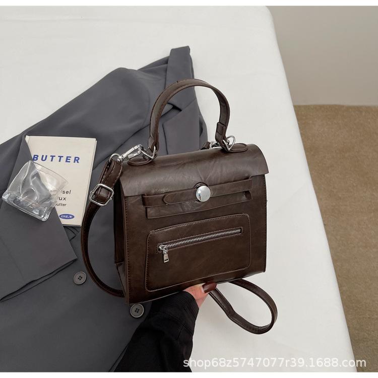 

Korean version of fashion handbag 2025 new collegiate style spliced shoulder bag casual large-capacity crossbody bag