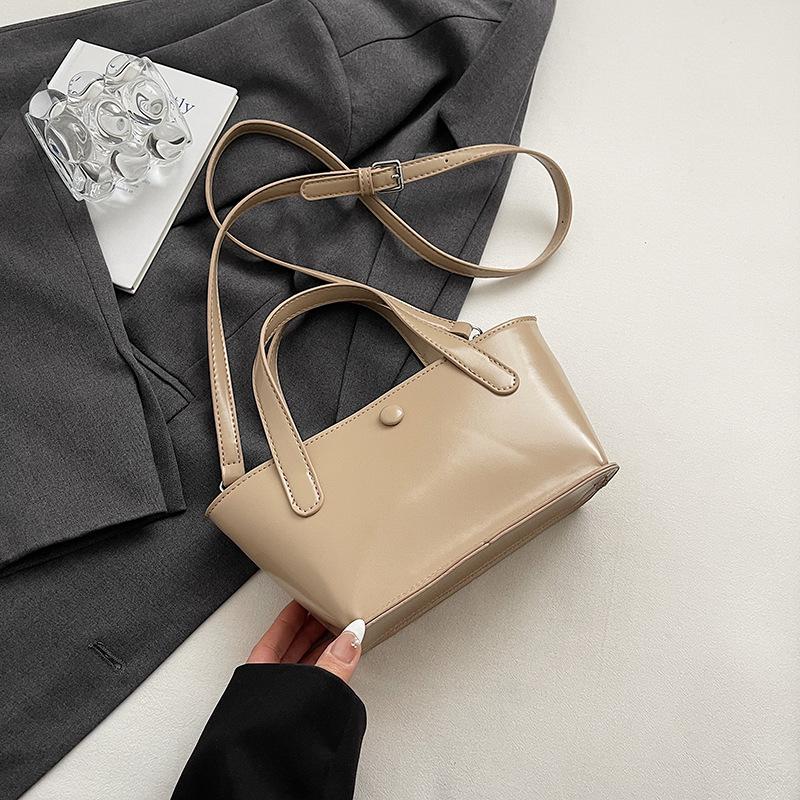 Stylish and Simple Small Bag Women's Summer New Portable Bucket Bag Versatile Shoulder Messenger Bag