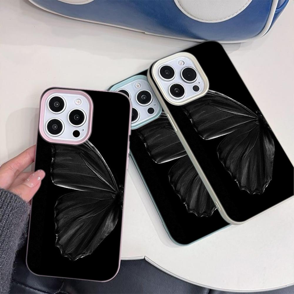 One Piece Soft Phone Case for iPhone 17 Max 12 15ProMax 16 16e 11 Pro 14 Pro 13 Plus Luxury Matte Cover