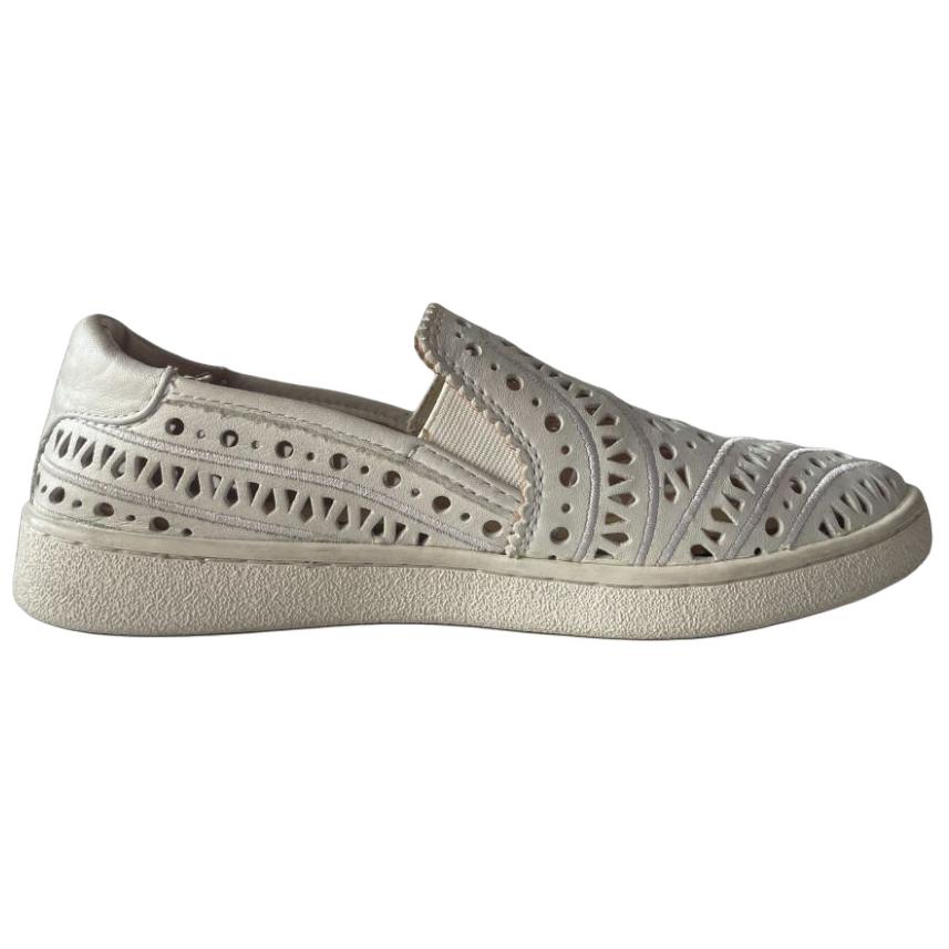 UGG Cas Perf Cow Suede Casual Shoes Women's White 1020093-WHT