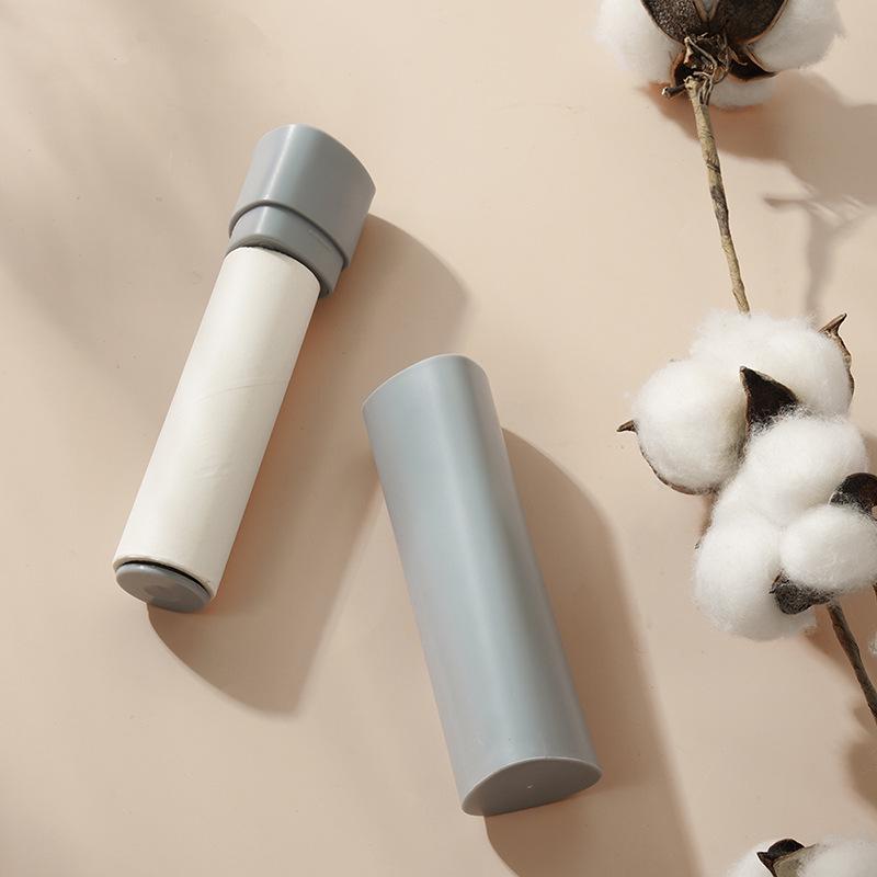 Portable Lipstick-Style Lint Roller for Pet Hair & Clothing