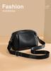 Red Dragonfly's new women's bag is a casual, versatile, and high-end crossbody bag with a fashionable shoulder bag