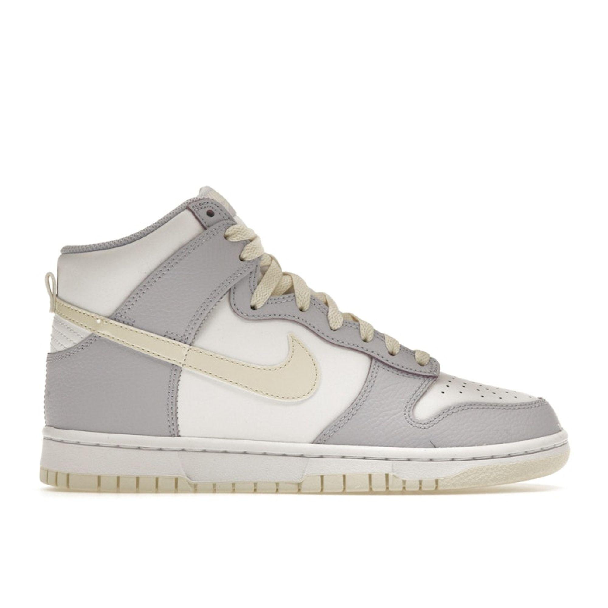 

Кроссовки женские Nike Dunk High Oxygen Purple White Coconut-Milk FN3504-100 42