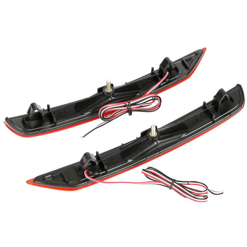 Passend für Subaru Forester 2008–2017. Ein Paar hochwertige Auto-Heckstoßstangen-Bremslichter, schwarze und rote Linse, LED-Rücklicht