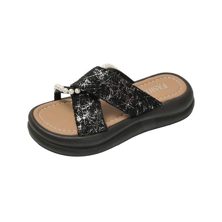 

Thick bottom heightening outer wear one-word slippers female 2025 summer new fairy wind French beach pearl cool slippers 35