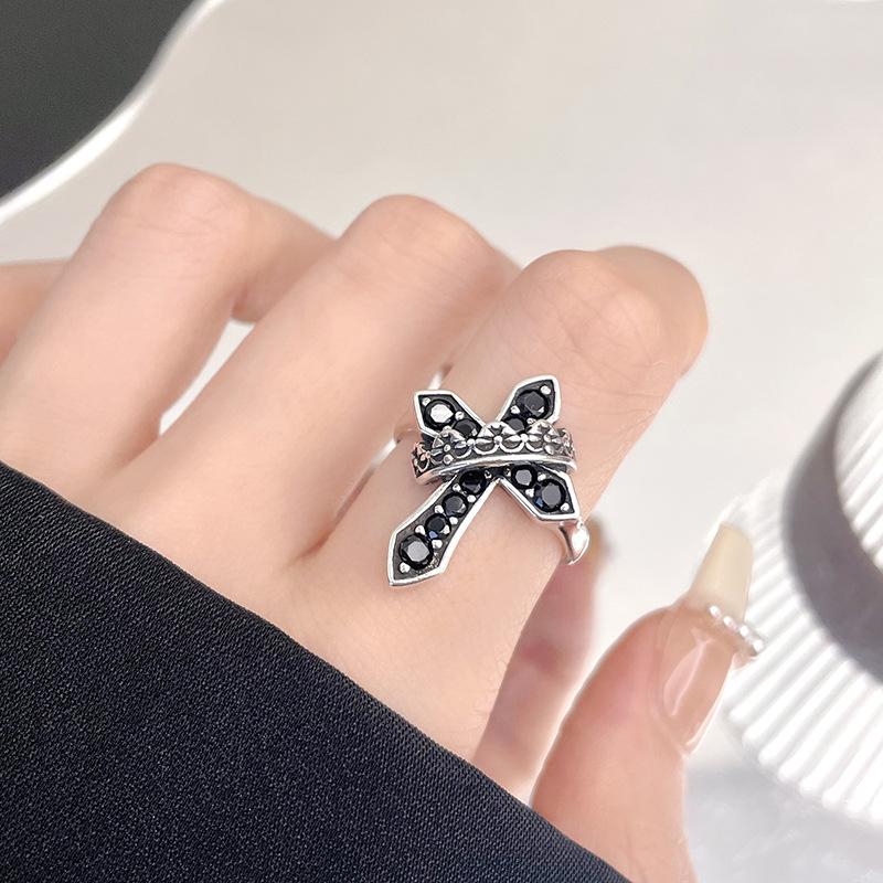 Винтажное открытое кольцо-крест Мужской нишевый дизайн Ретро Высококлассное модное кольцо Женская индивидуальность Хип-хоп