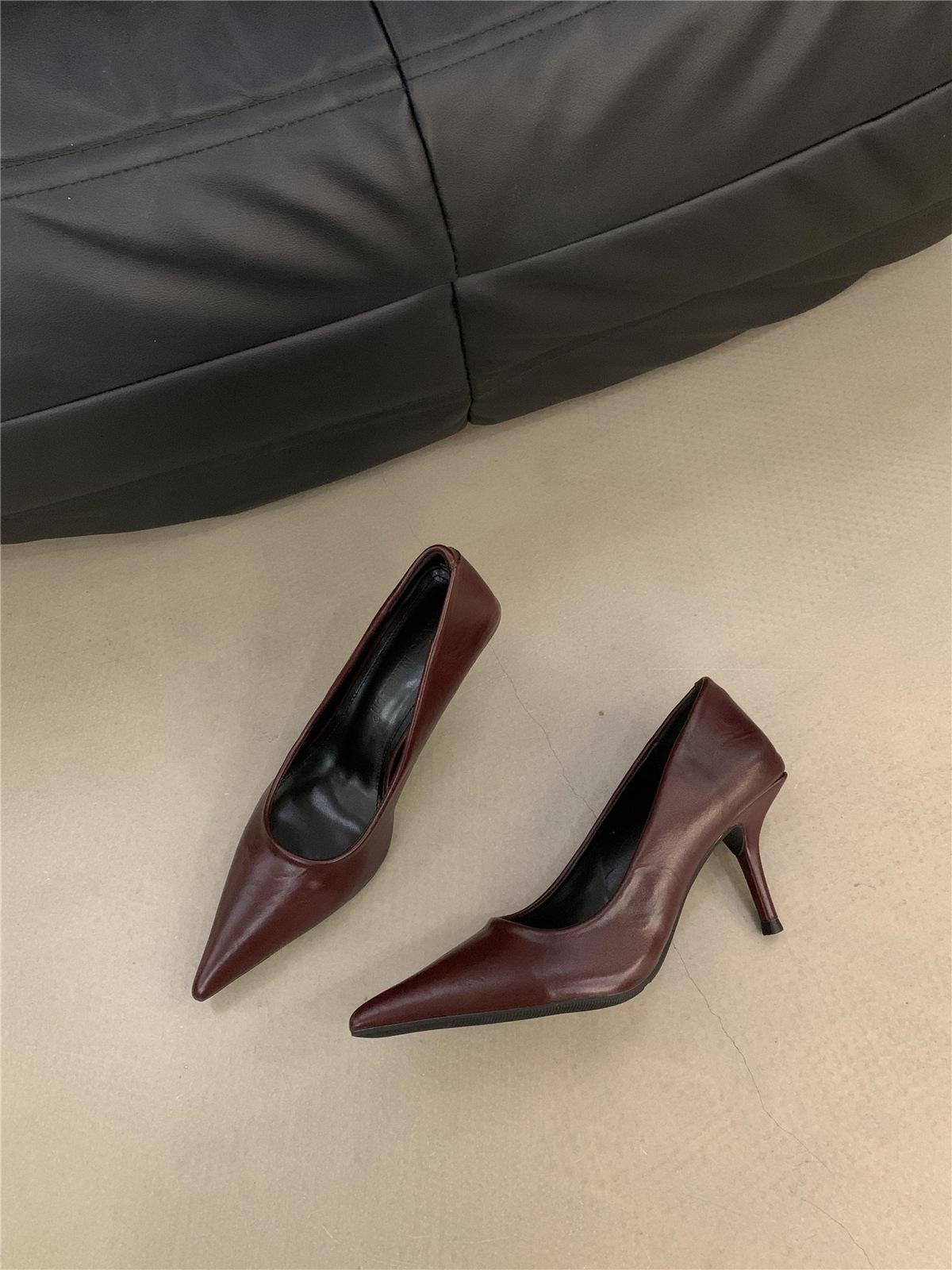 

Дизайн с острым носком, нишевые черные туфли на высоком каблуке, женские, не утомляют ноги, весна-осень 2025, новая модель с открытым подъемом, темпераментные туфли на тонком каблуке 39 бордовый