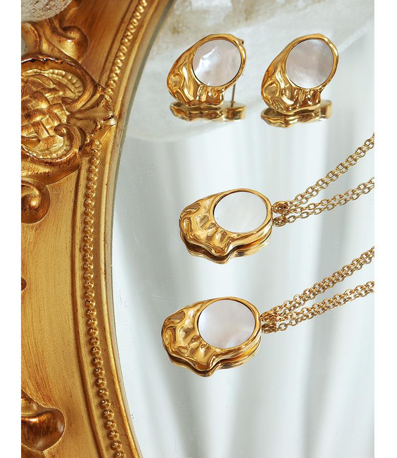 Korean-Inspired Irregular Mother-of-Pearl Pendant Necklace & Earring Gold-Plated Set