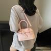 Fashion Handbag Women's New Versatile Shoulder Messenger Bag