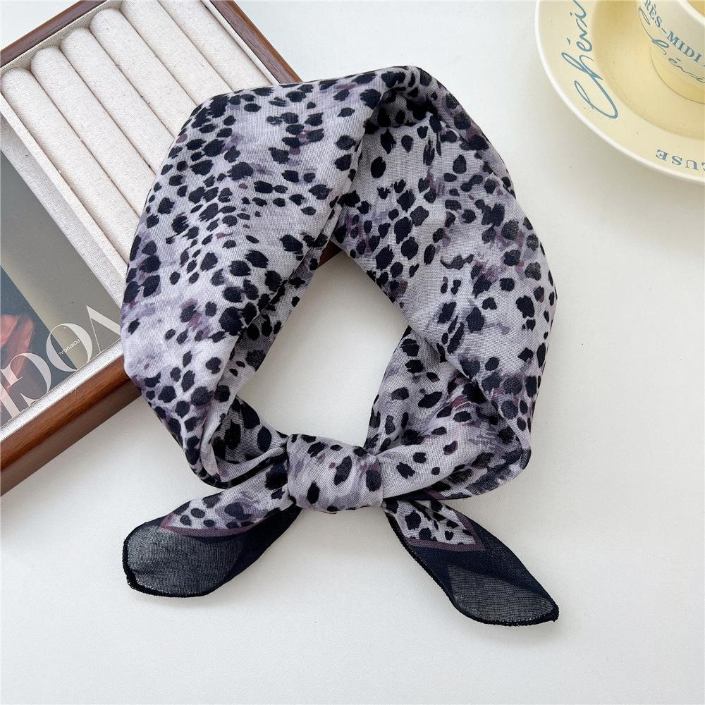 55 Leopard Print Cotton And Linen Silk Scarf Women'S Small Square Scarf Neck Protection Headscarf Decorative Scarf Fashionable Foreign Style Scarf