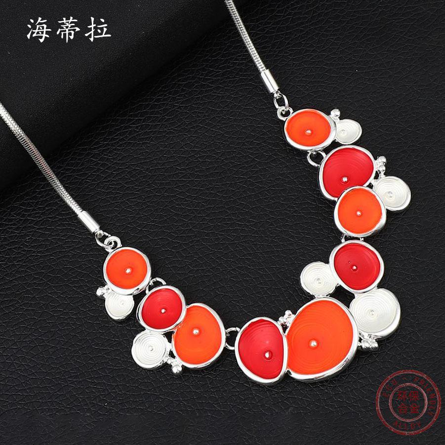 Orange round flower necklace, hot ladies niche dripping oil versatile alloy collarbone chain