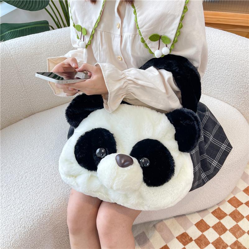 Fashion Plush Cartoon Bag Large Capacity Cute Berry Bear Pineapple Pupp Squirrel Shoulder Bag Tote Bag Panda