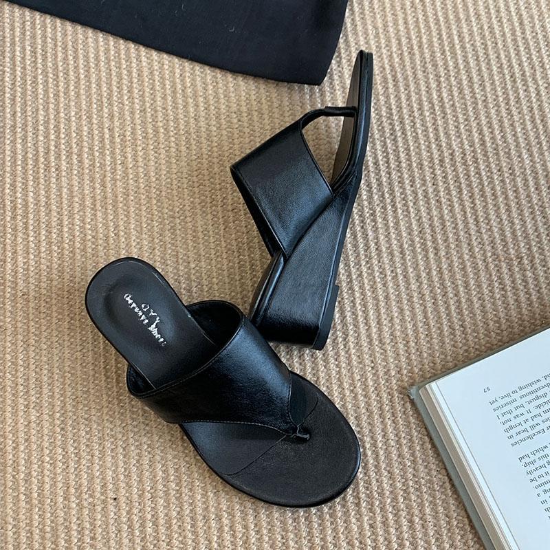 Fashion New Summer Fashion Wedges Sandals Slippers Shoes For Women Flip flops Footwear Female Round Toe Ladies Heeled Slippers Shoes