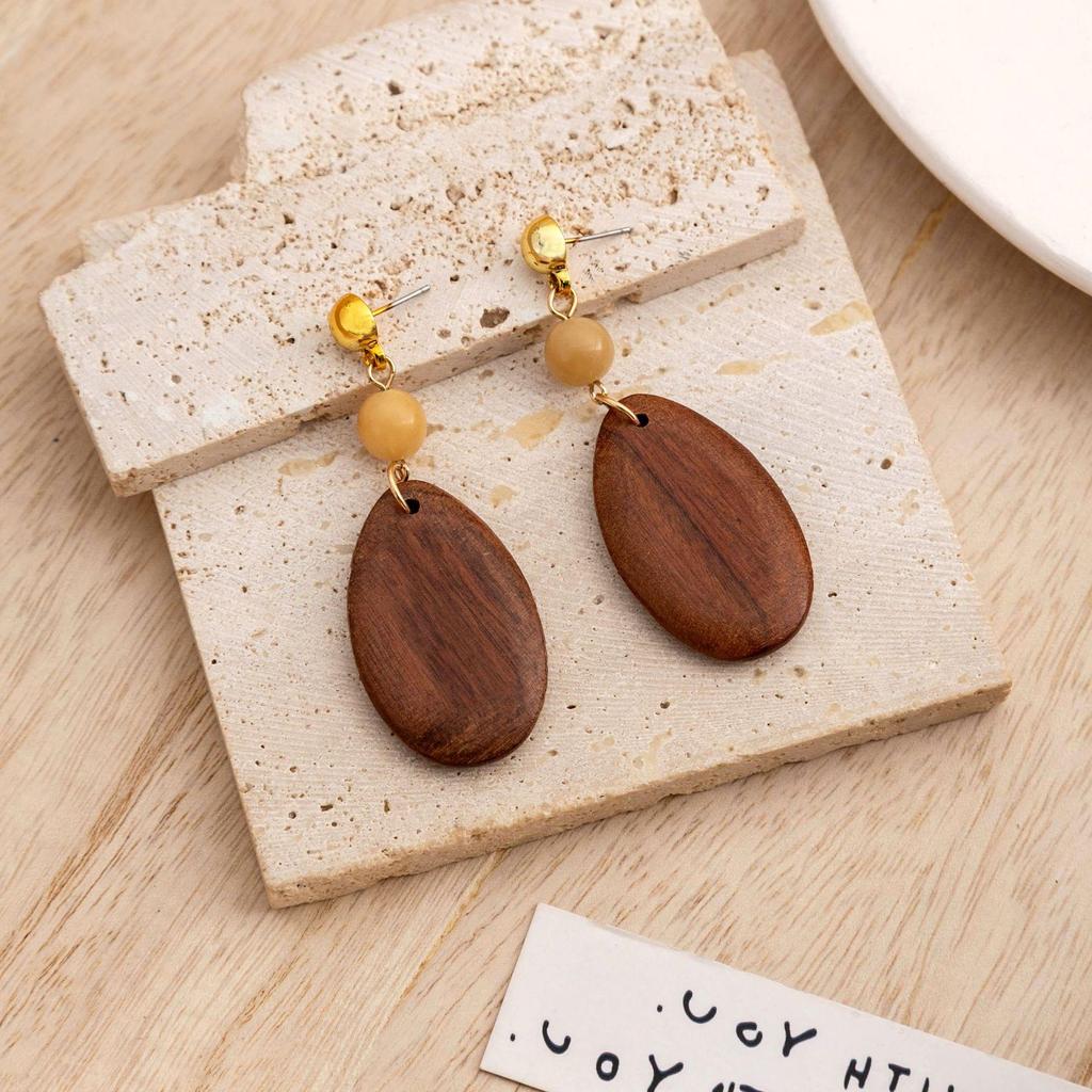 European Retro Geometric Raffia Earrings: Vacation-Style Wooden Hollow Long Accessories for Women