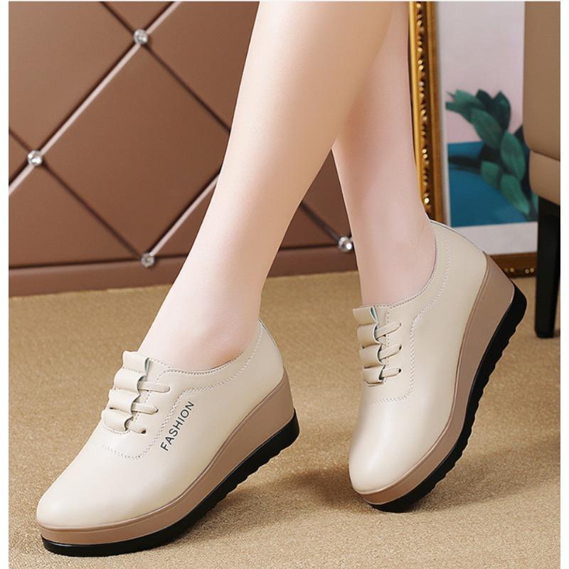 2026 Fashion Women's Genuine Leather Thick Bottom Shoes Autumn Casual Platform Wedge Shoes Women Height Increase 5CM Loafers