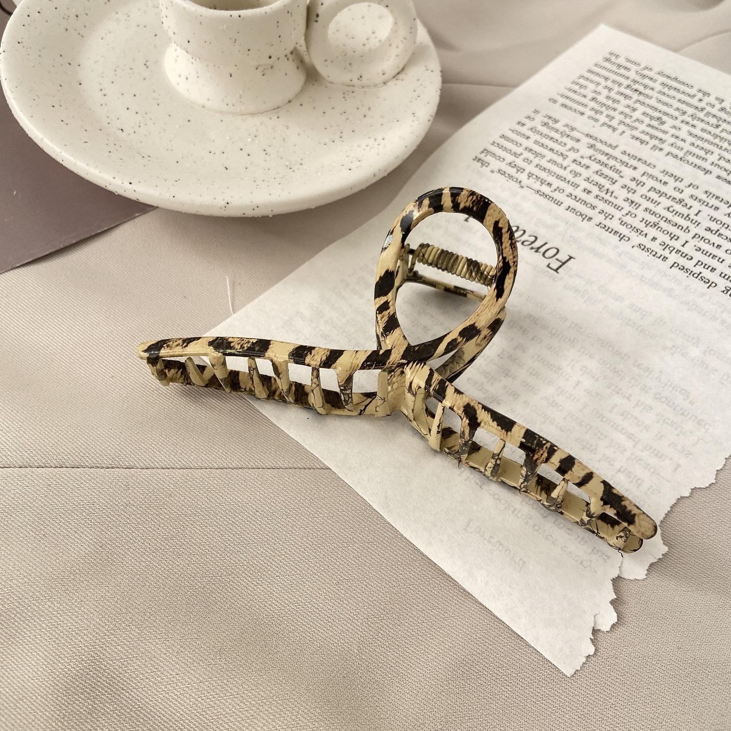 

Корейские акриловые женские когти для волос, крабовые зажимы, очаровательные однотонные леопардовые женские заколки для волос, ретро-макияж, прическа, инструмент для укладки волос