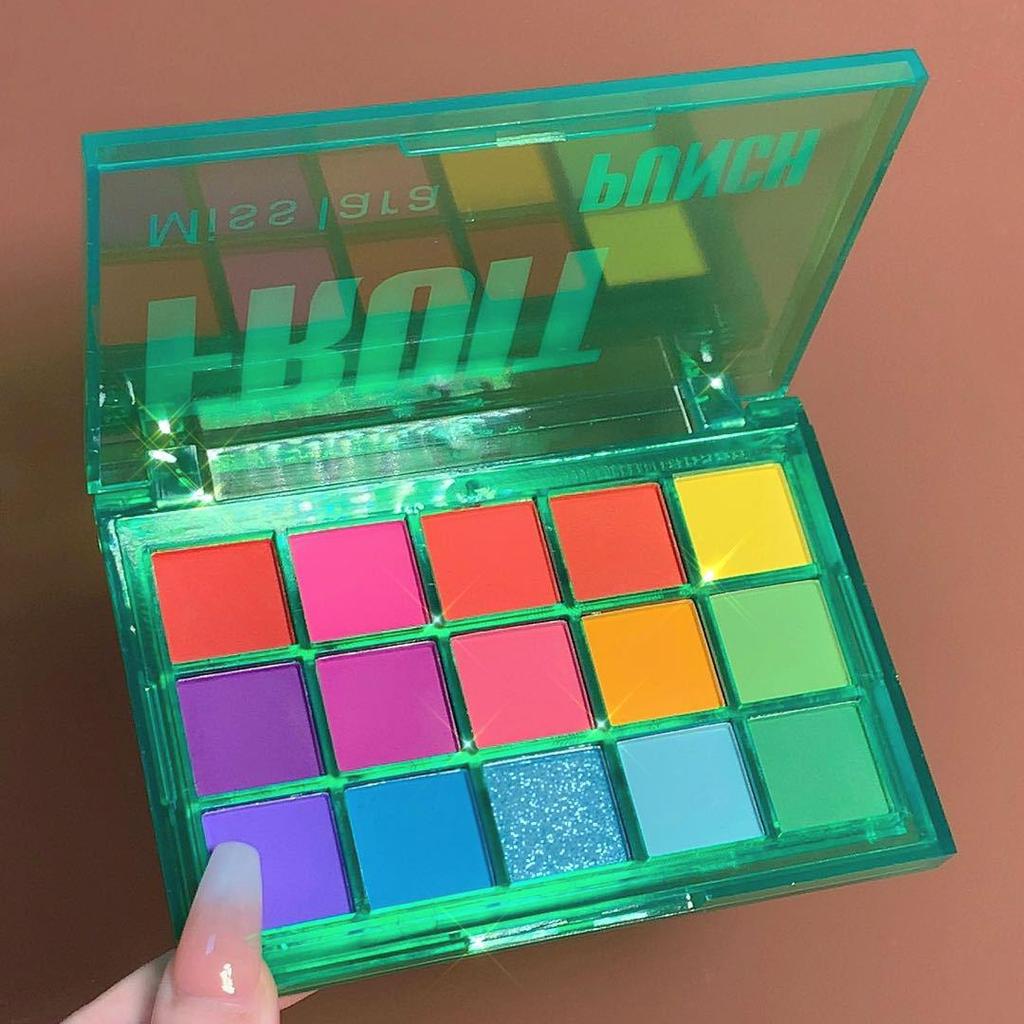 MISSLARA 15-Color Sweetheart Eyeshadow Palette: Shimmer & Matte, Waterproof, Vibrant Summer Shades for European & American Styles.