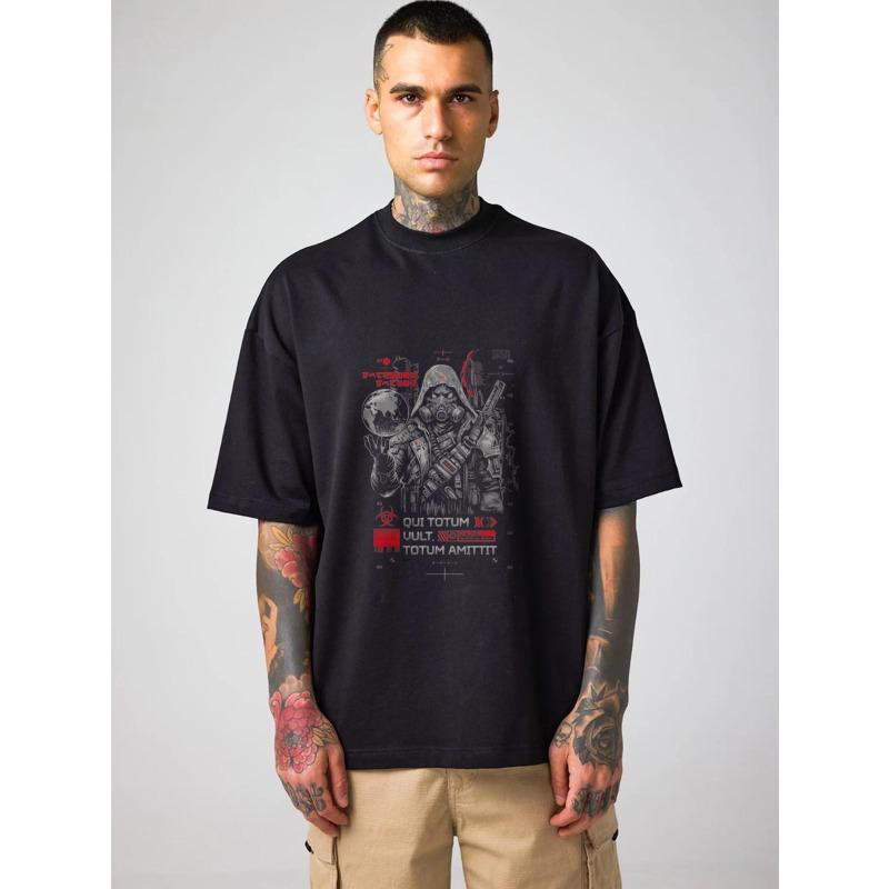 Men's Oversized T-Shirt Black Gothic Skull Warrior Graphic Print Red Accents Casual Streetwear Fashion For Daily Wear And Urban Style