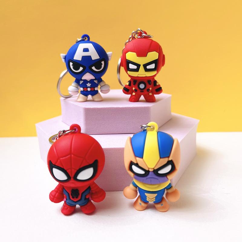 Marvel Superheroes Q Version: Captain America, Iron Man, Spider-Man, Batman Keychain