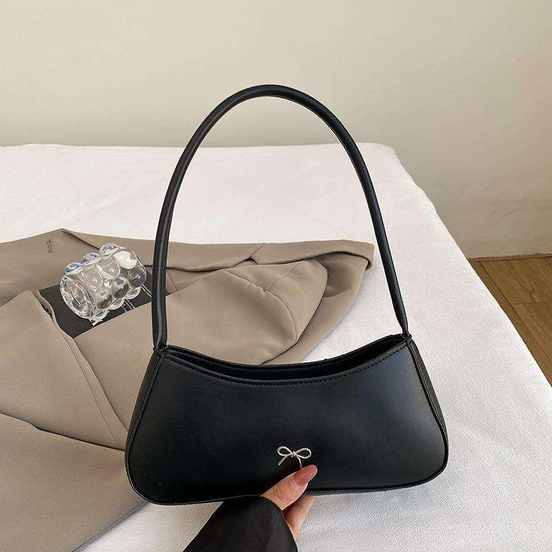 

Повседневная простая сумка премиум-текстуры лето новый модный тренд ретро нишевый дизайн сумка на плечо подмышку чёрный