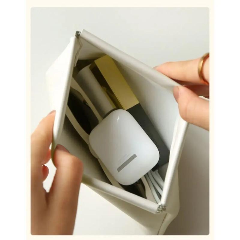 Storage Bag with Automatic Closing Function Wired Headphone Storage Bag PU Coin Purse Mini Portable Lipstick and Makeup Bag