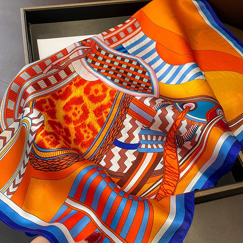 100% Nature Real Silk Square Scarf Women Luxury Brand Print Female Foualrd Scarves Neckerchief Bandana Neck Ties for Office Lady