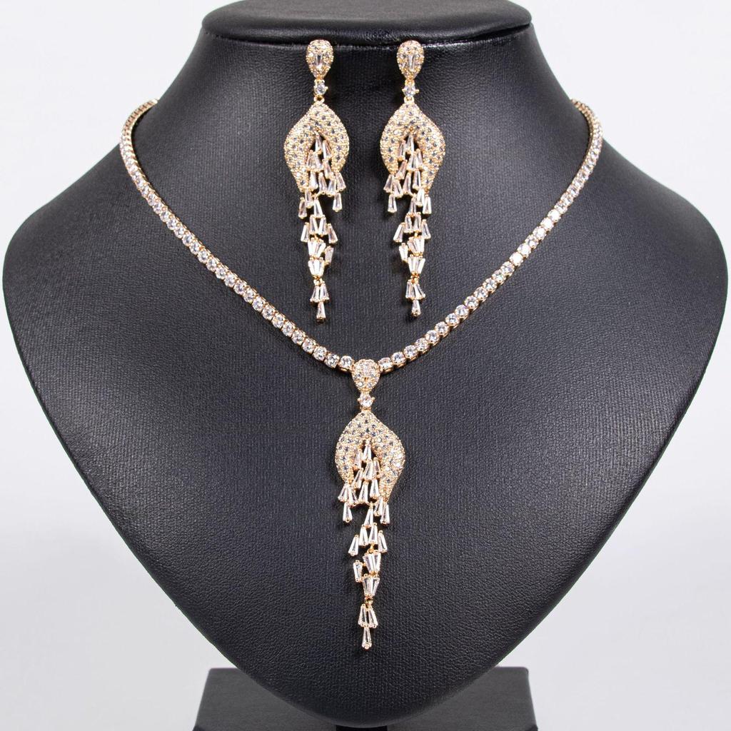 Korean Choker Necklace & Zircon Earrings Bridal Set
