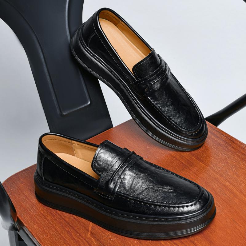 Fashion New Handmade Mens Sneakers Genuine Leather Male Loafers Slip On Casual Shoes Rome Soft Loafers Comfty Driving Footwear Moccasins