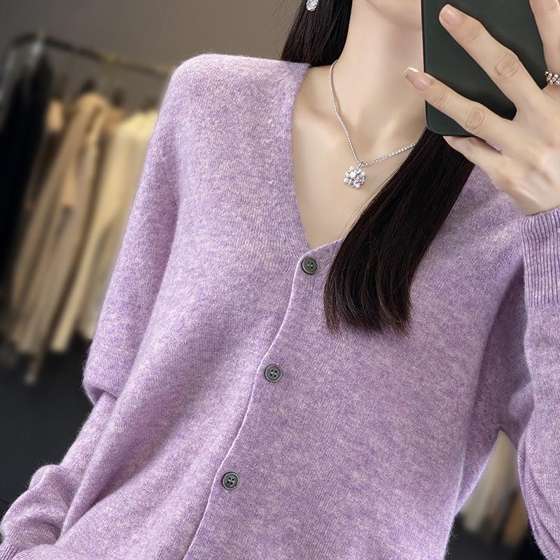 New V-neck Coat for Women In Autumn and Winter, Loose Knitted Sweater