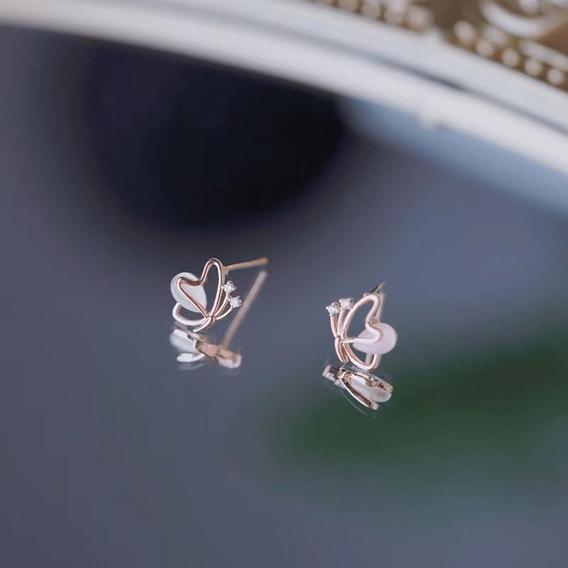 1Pair of Butterfly Stud Earrings, Fresh Opal Earrings, Women's New Trendy Autumn Earrings, Simple and Versatile Temperament Commemorative Gift