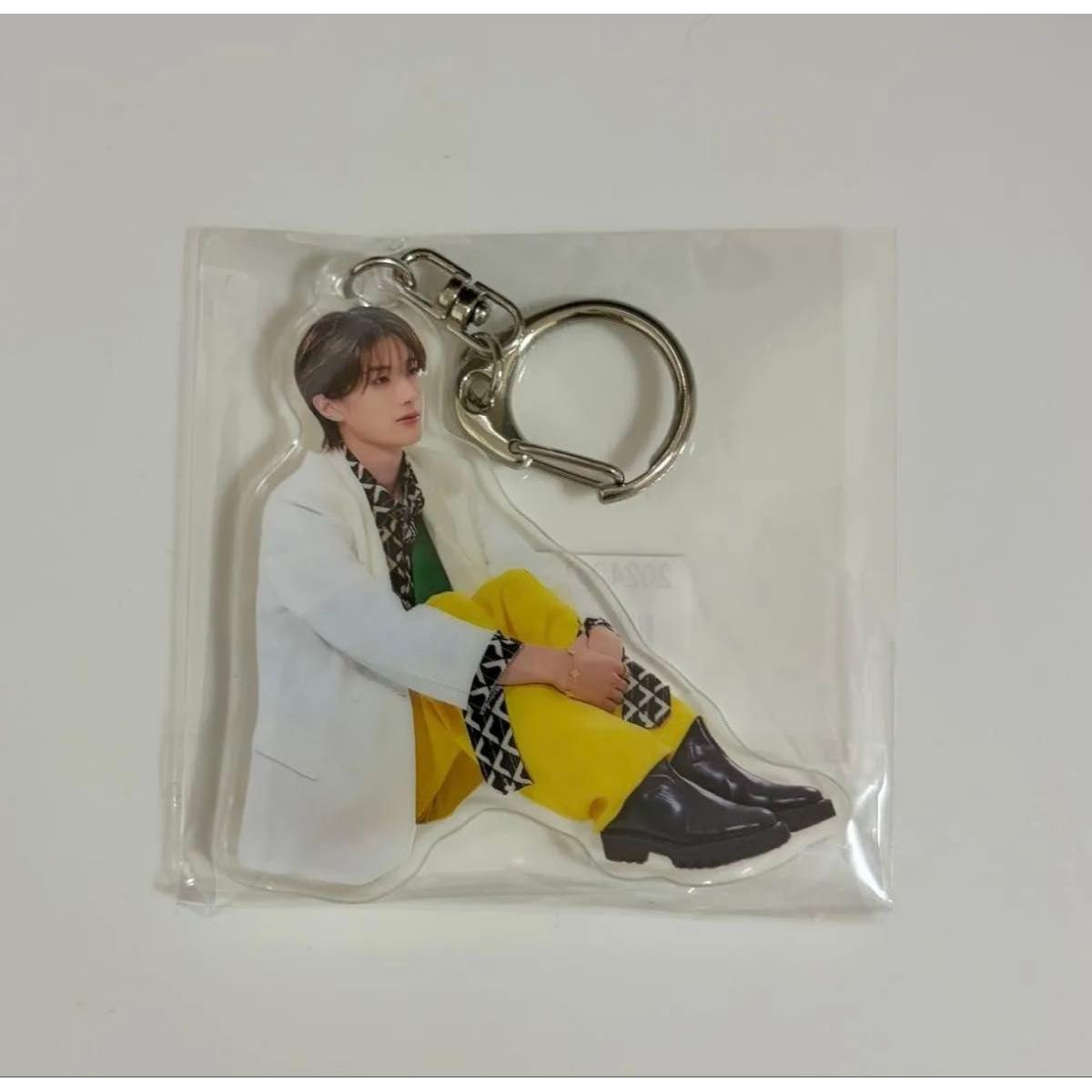 Used M!LK SMILE POP! MILK Smile Pop Smapo Goods Sitting Acrylic Keychain Yutaro Yamanaka